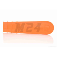 Чохол шини пилки 18"/45cm пластмасовий (червоний)