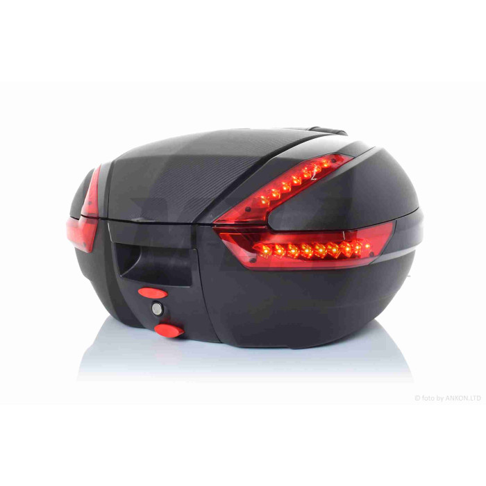 Кофр #898/2 59*45.5*32.5, 47L поліпропіленовий, переносний, діодний габарит+стоп-сигнал "LIPAI"