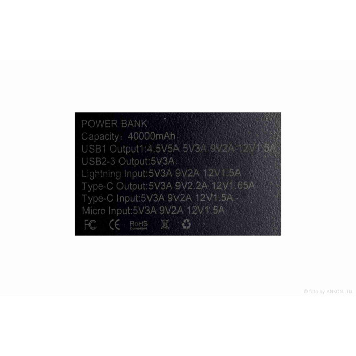 Портативное зарядное устройство Power Bank 40000mAh USB/Type-C 5,9,12V 3A +фонарик 2LED черный